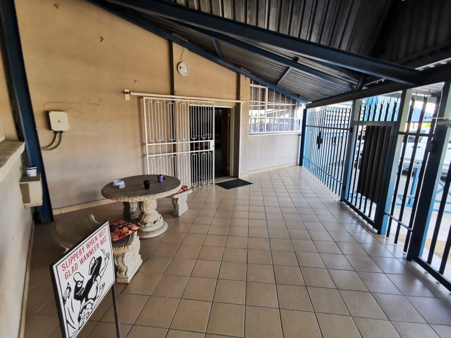 To Let commercial Property for Rent in Klerksdorp Industrial North West